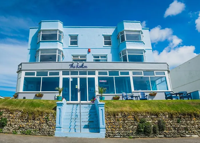 Beach hotel: Kenton